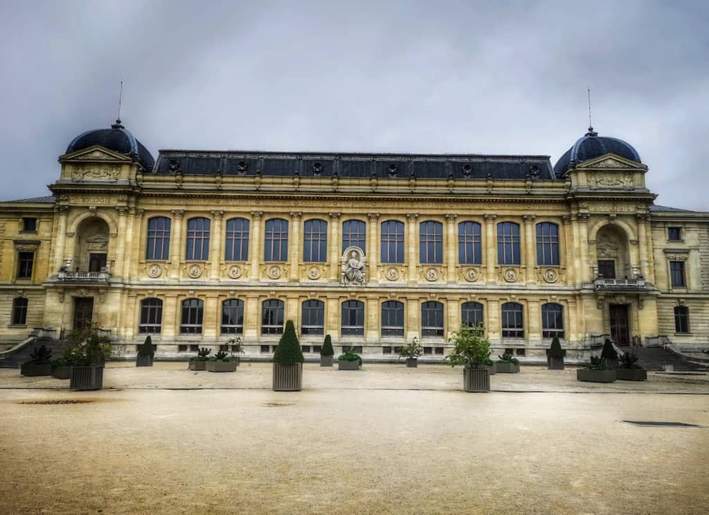 The building of the Grande Galerie de l'Évolution in the Jardin des Plantes in Paris