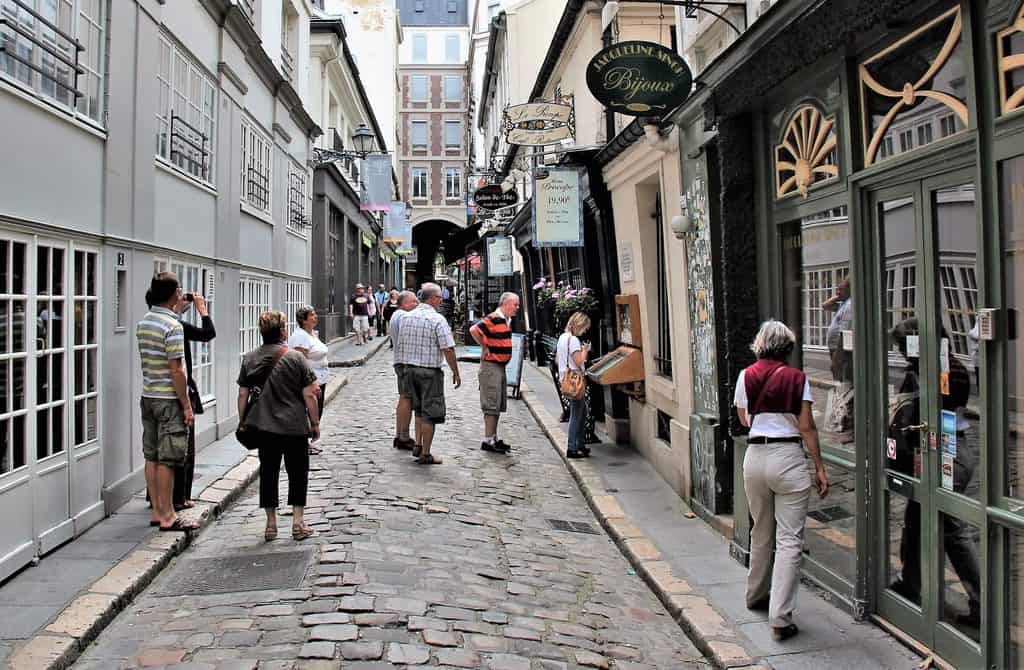 Cour du Commerce Saint André – the charming passage of the Left Bank