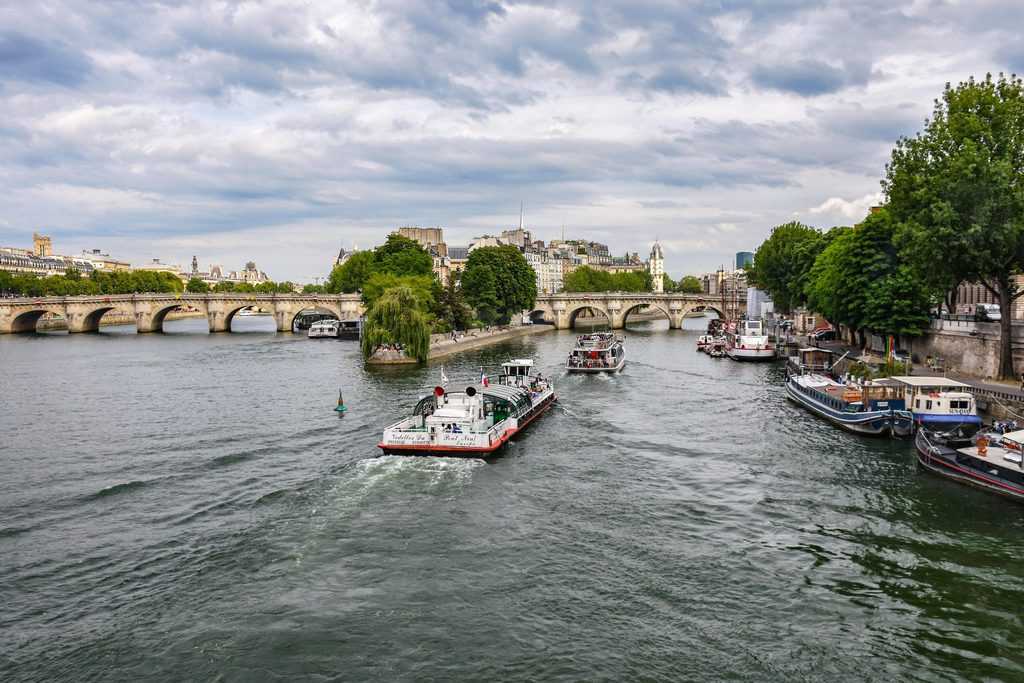 The Seine River and the Bridges – the most beautiful “boulevard” in Paris
