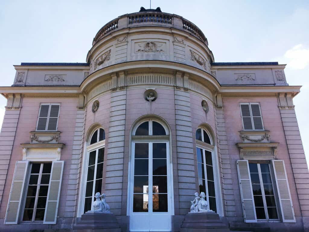 Château de Bagatelle – If the walls could talk