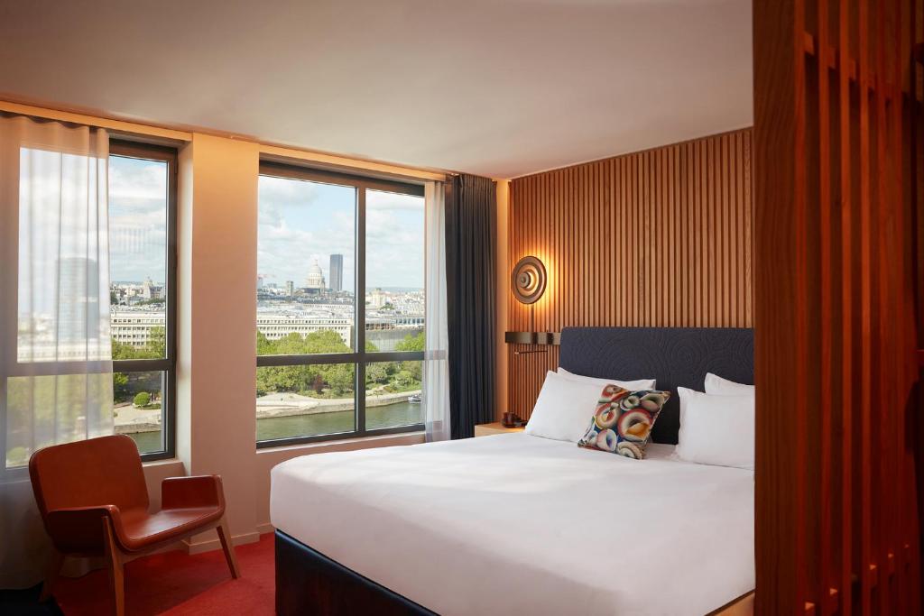 מלון נגיש בפריז - SO/ Paris Hotel