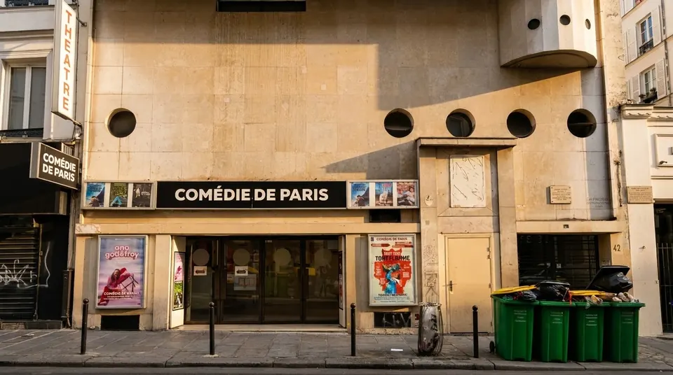 La Comédie de Paris ב-42 rue Pierre Fontaine, הבניין שבו גר אנדרה ברטון